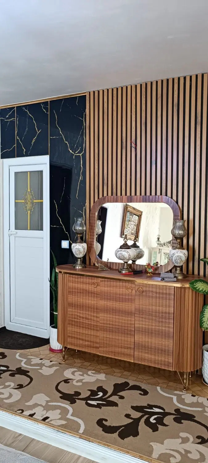 خانه 210متری تمیز در نیار فروش و یا رهن