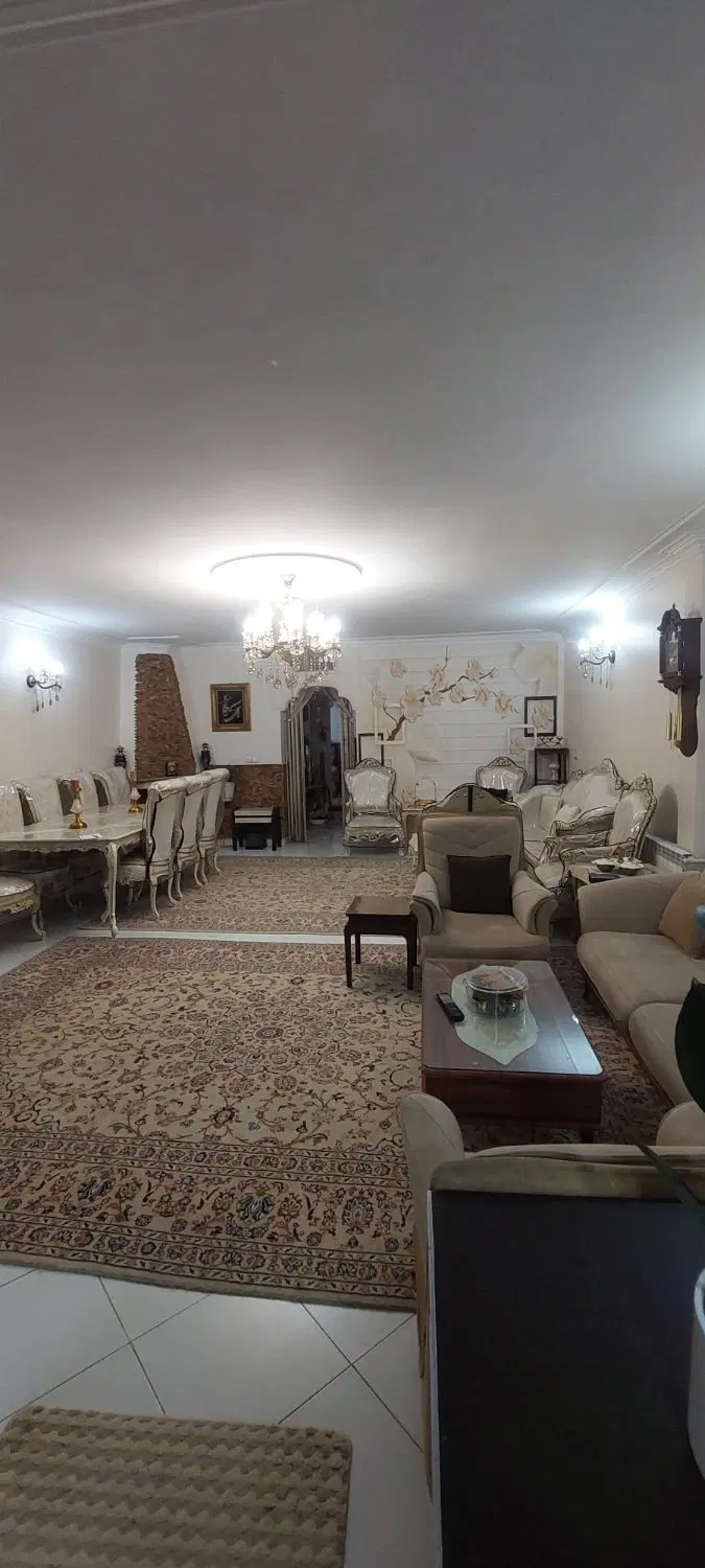 پیروزی(دوم نیروهوایی)۹۸متری