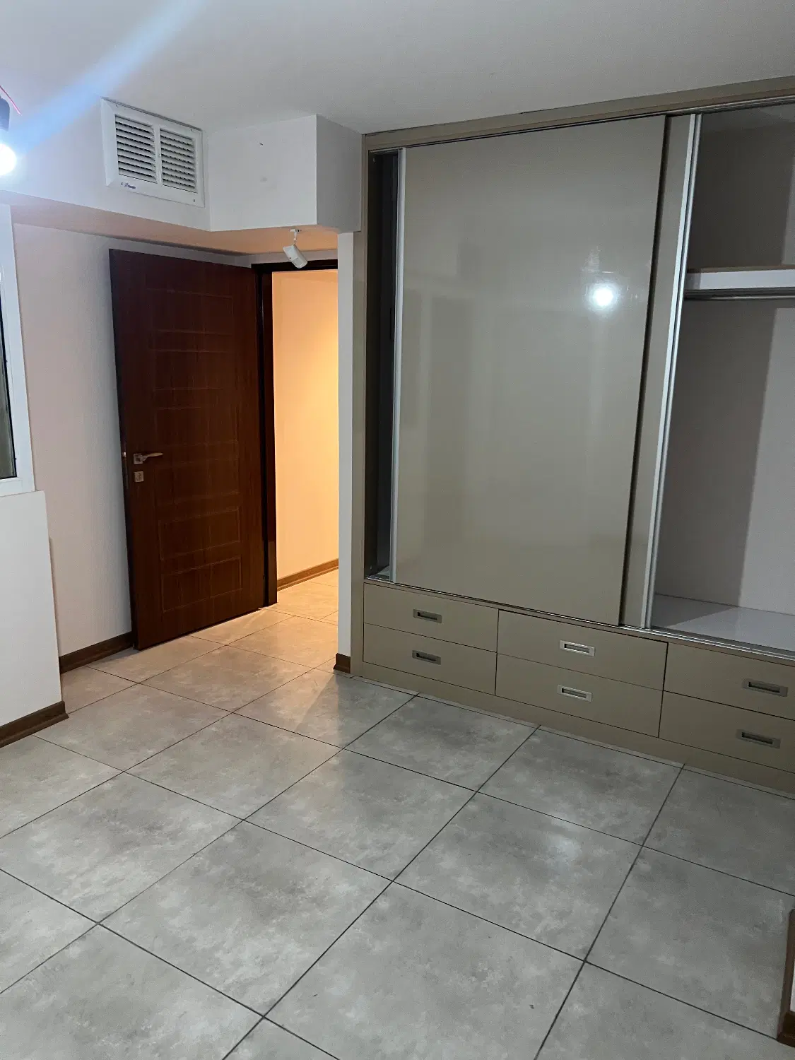 اجاره تک واحدی_انوشیروان_100 متر_2 خوابه