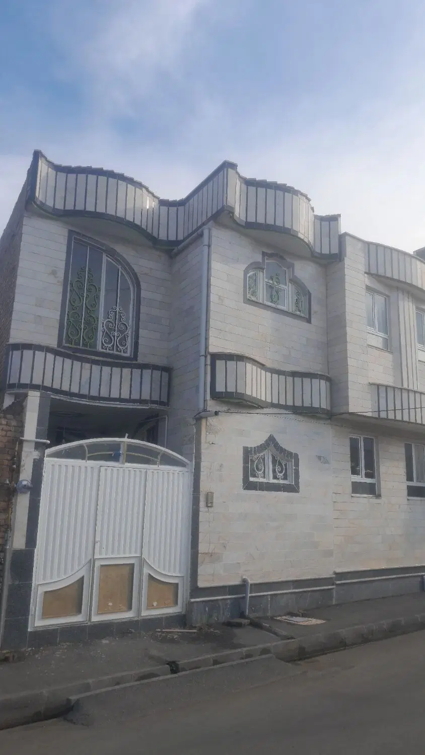 منزل مسکونی دو طبقه اجاره