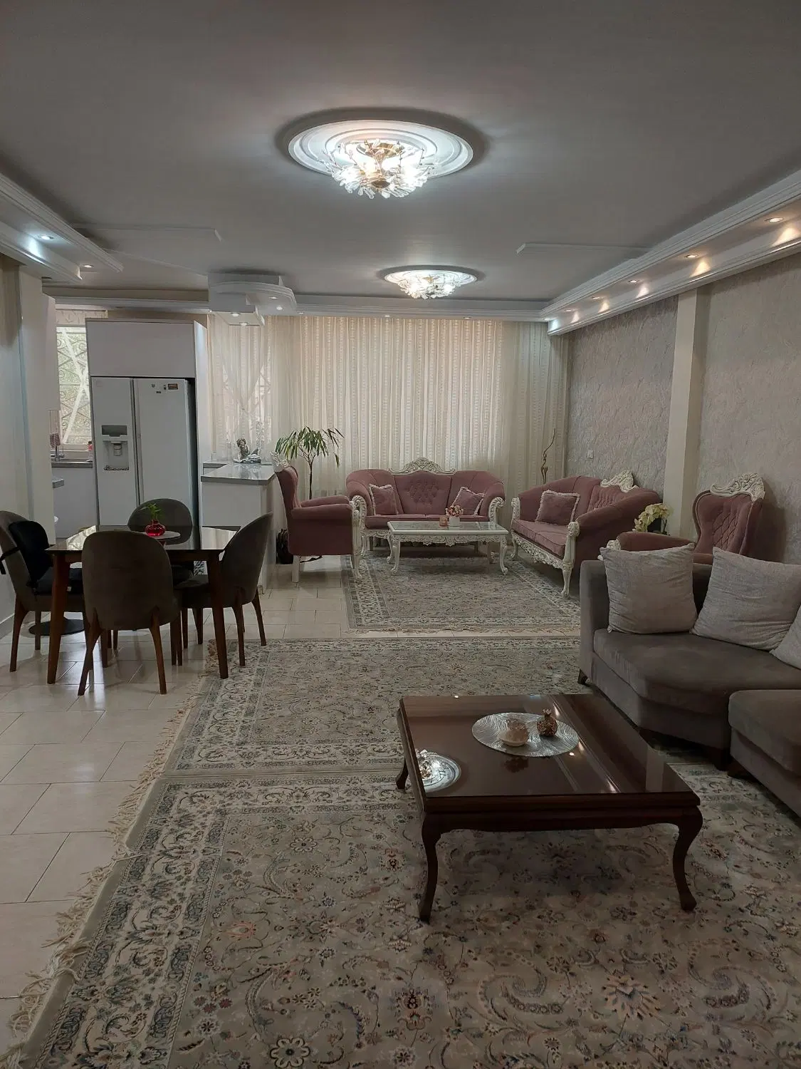 آپارتمان دو خوابه تک واحدی