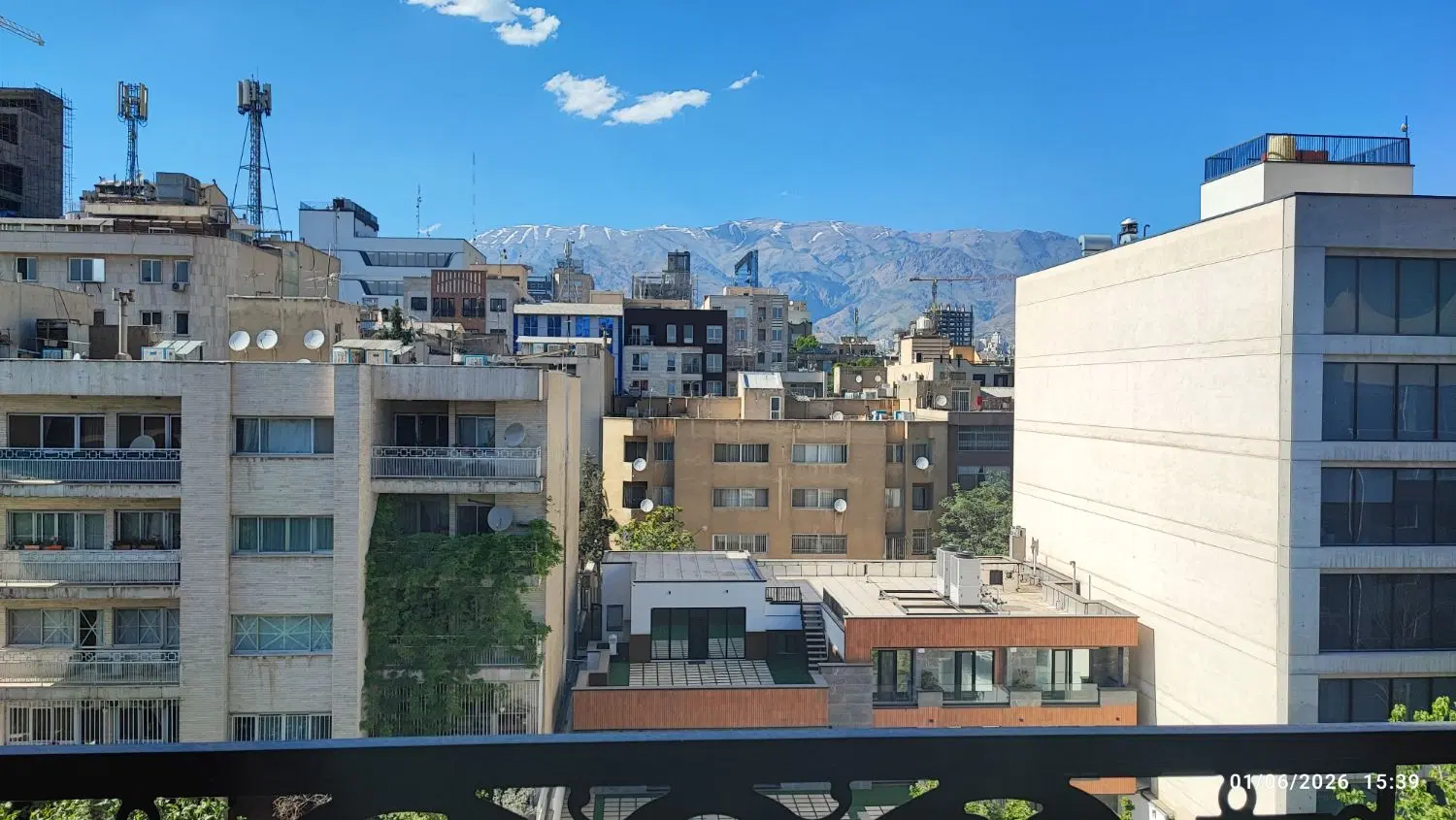 توانیر  850 متر  دو نبش