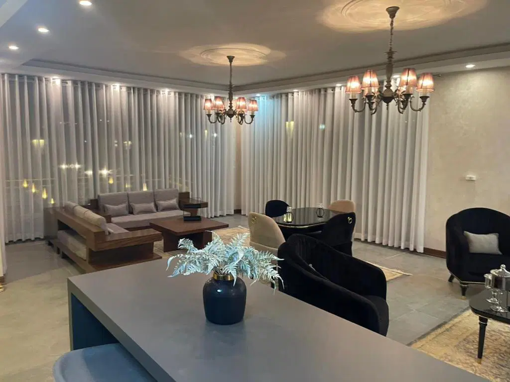 اپارتمان ۱۲۰ متری باغستان غربی