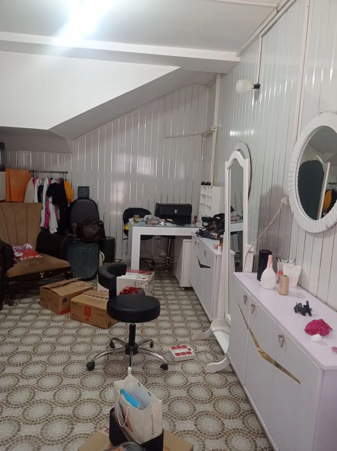 اجاره پارکینگ به متراژ۲۰متر