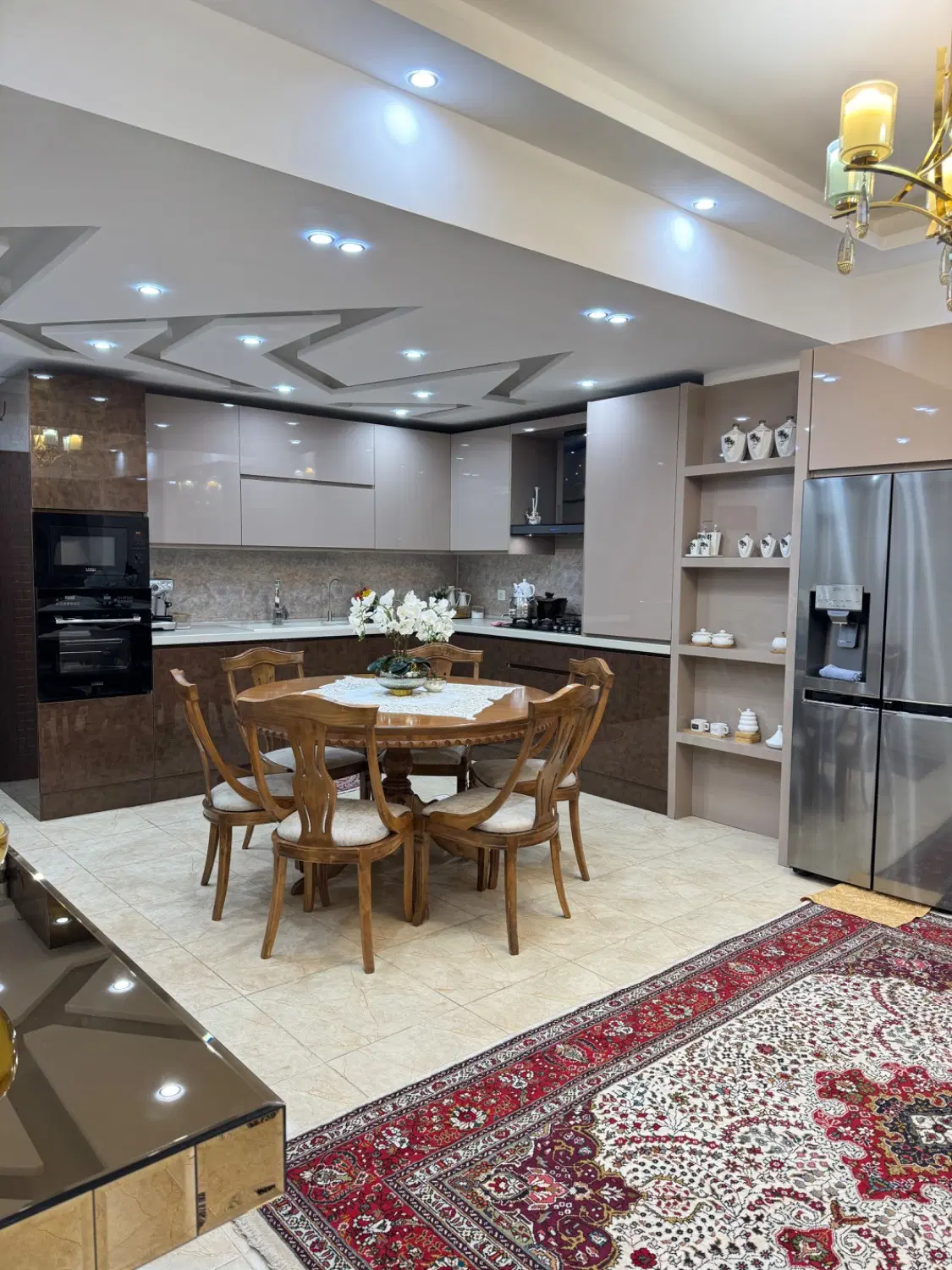 واحد مسکونی واقع کوی نصر