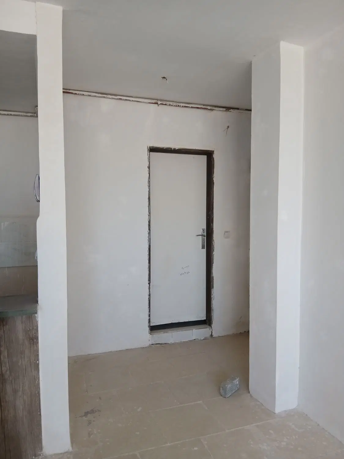 ۸۵ آپارتمان فروشی