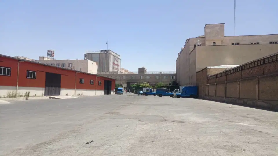 فروش انبار یک هکتاری در خیابان شهید رجایی