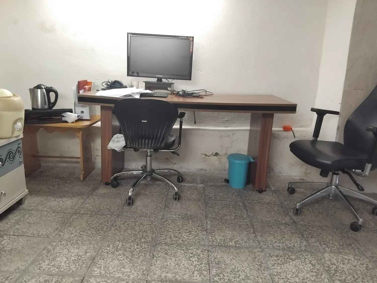 اجاره یک میز کار در دفتر مشترک