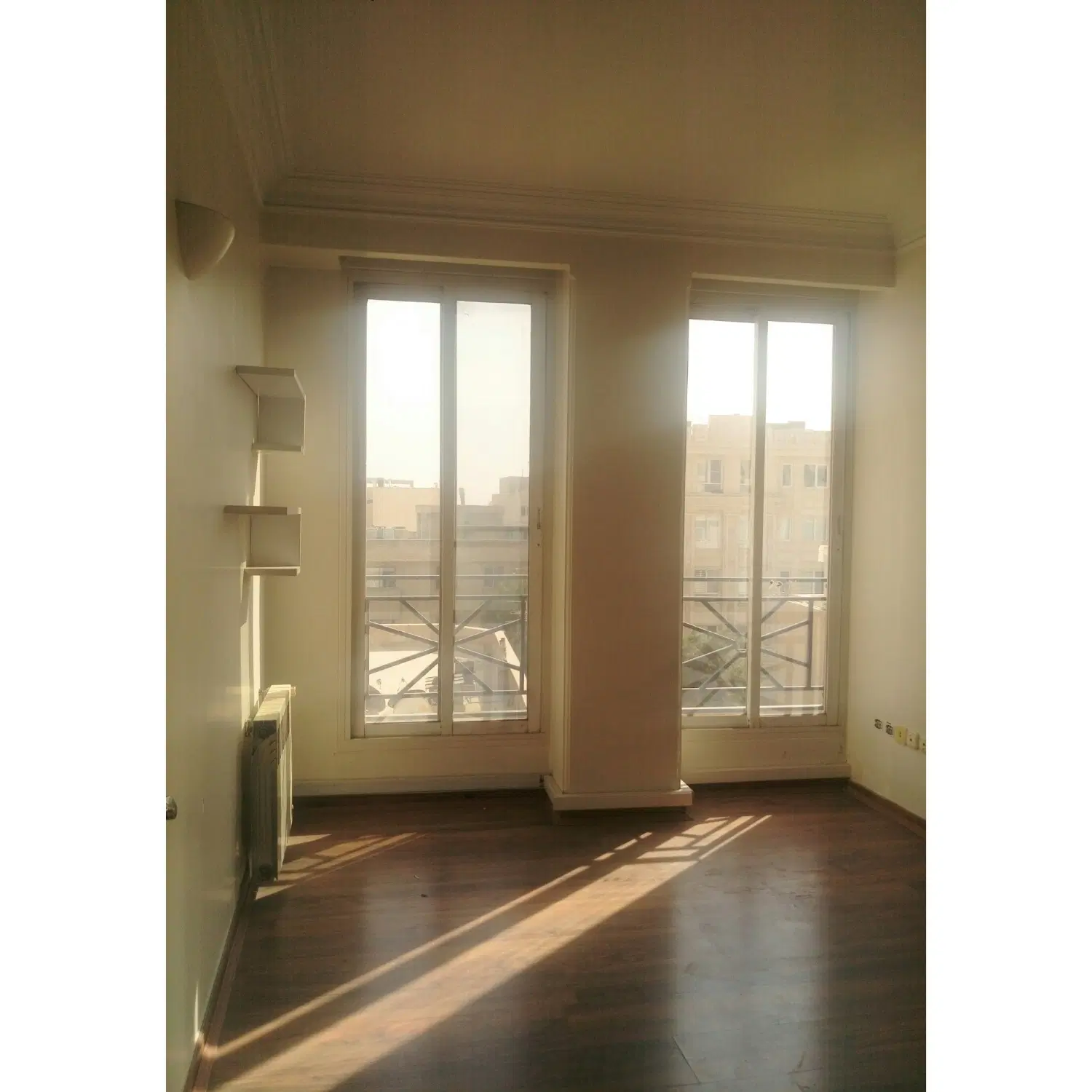 105 متر- 3 خوابه (مطهری)