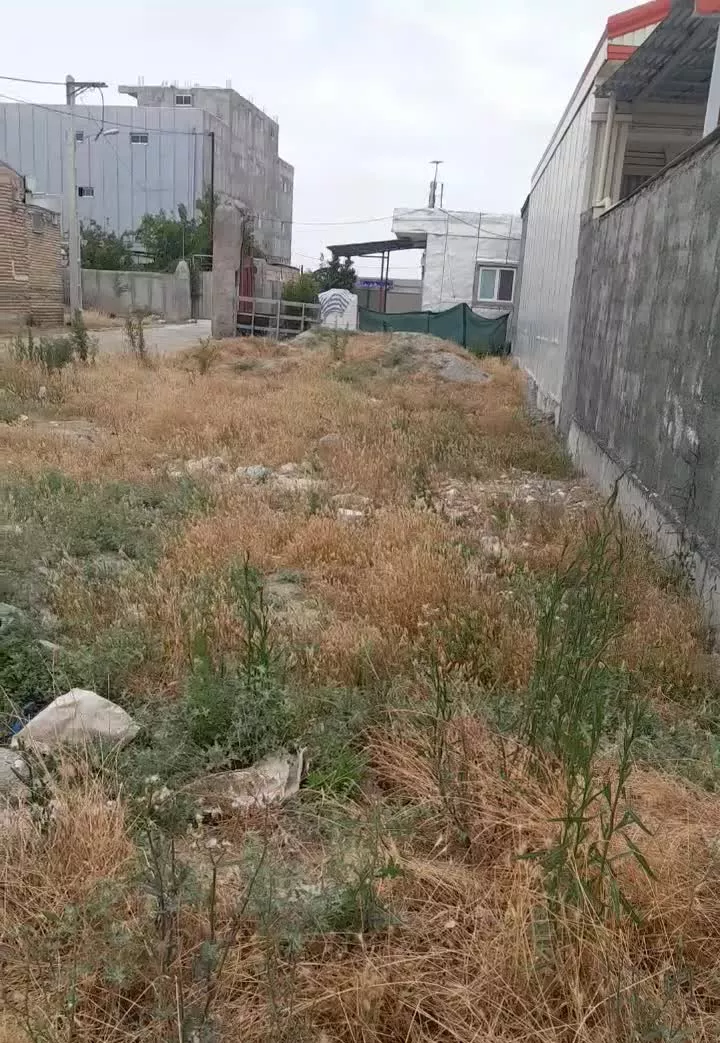 ۲۱۰ متر زمین مسکونی