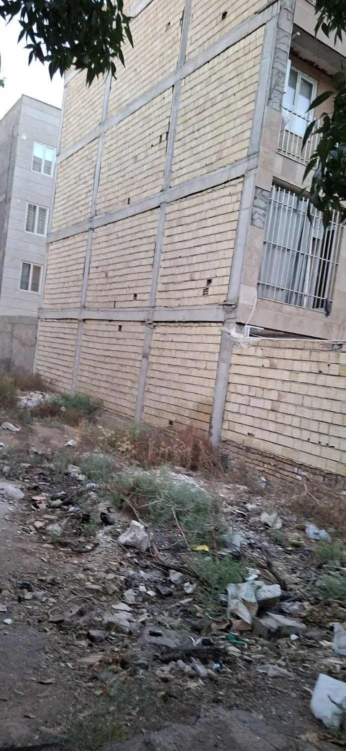 زمین مسکونی