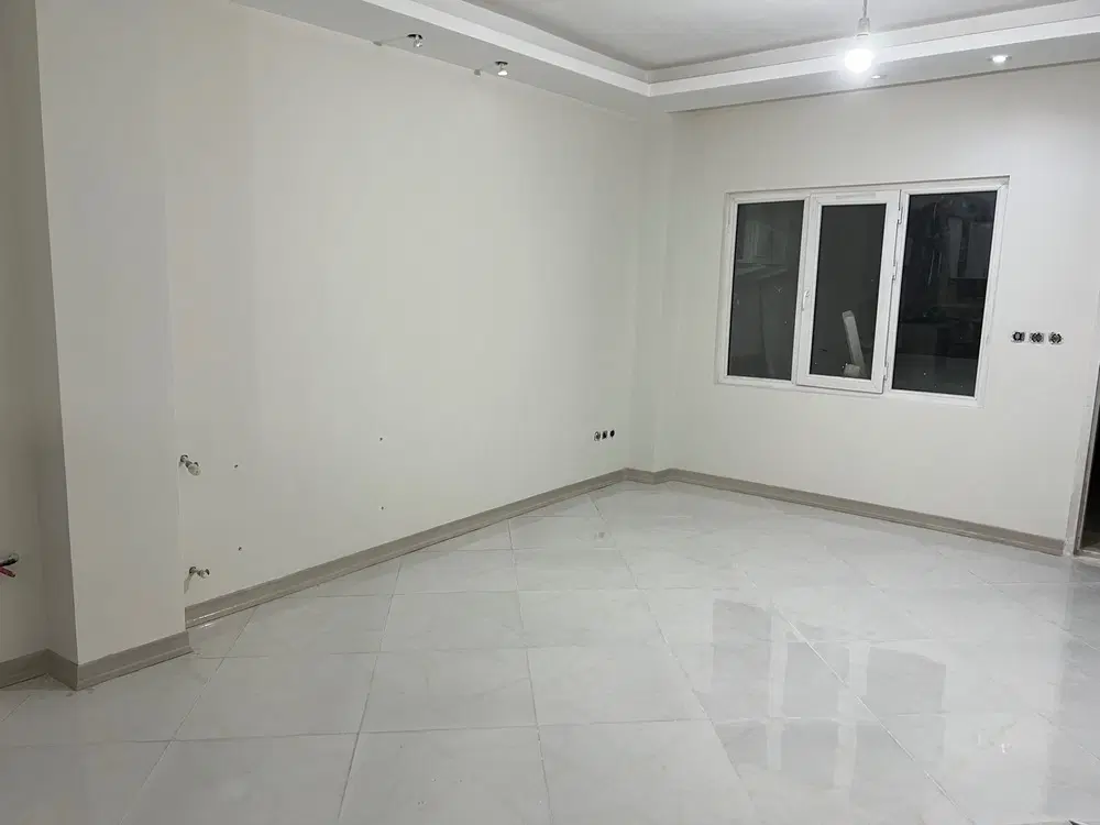 فروشی واحد ۸۷ متر مربع ۲ خواب فول کامل