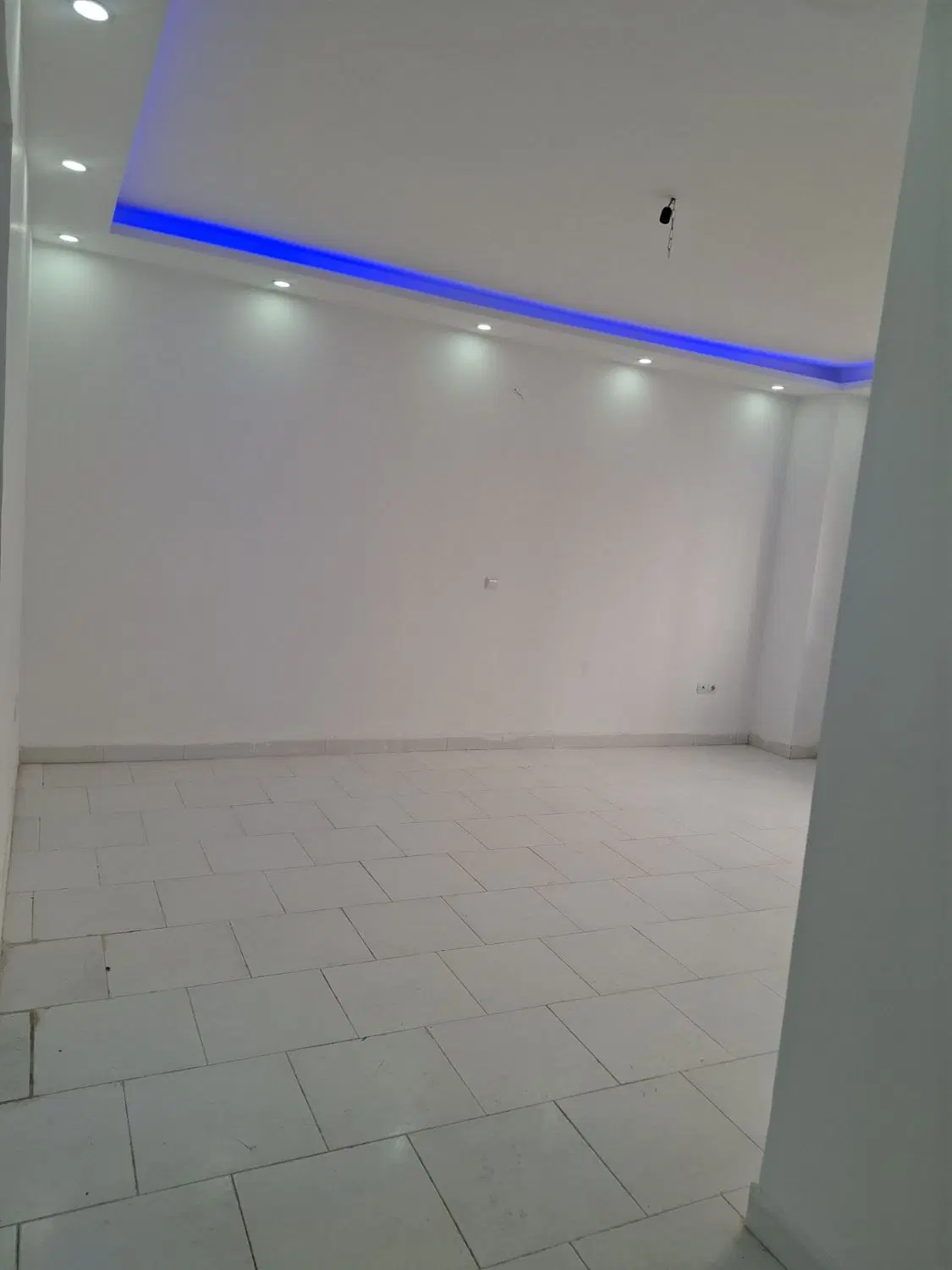 پرند آپارتمان دو خوابه فول امکانات کناف کاری