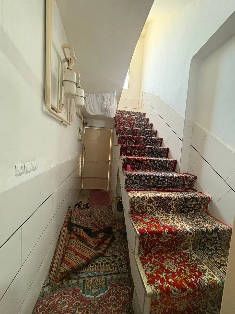 منزل دو طبقه