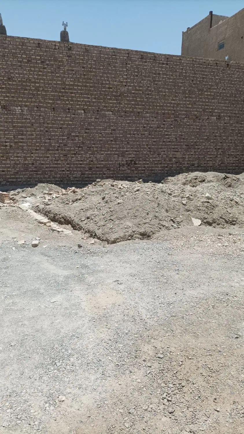 زمین موقعیت عالی