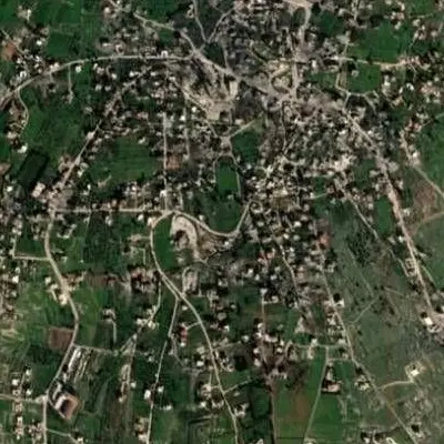 ساختمان نیم ساخت در باللوجه