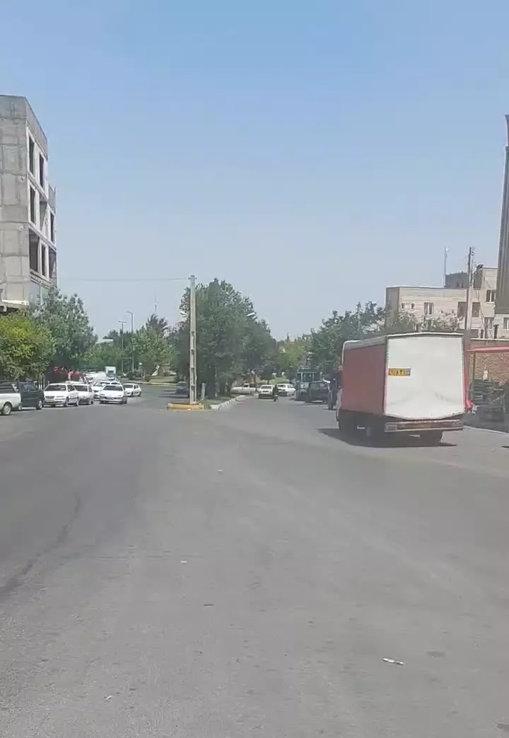 اجاره و فروش زیرزمین تجاری دم خیابان اصلی