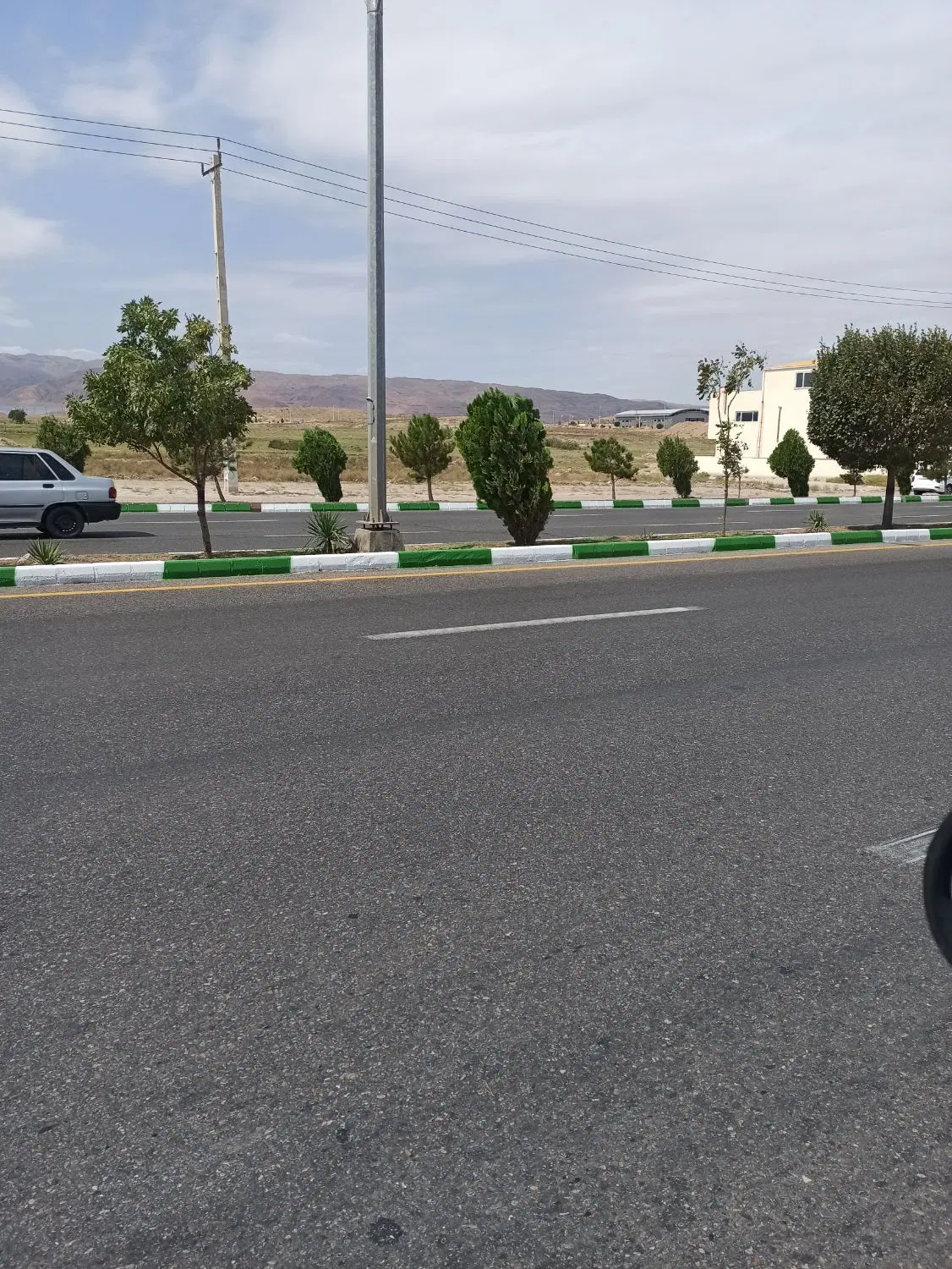 فروش یک قطعه ۱۱۰۰ متری تجاری خدماتی