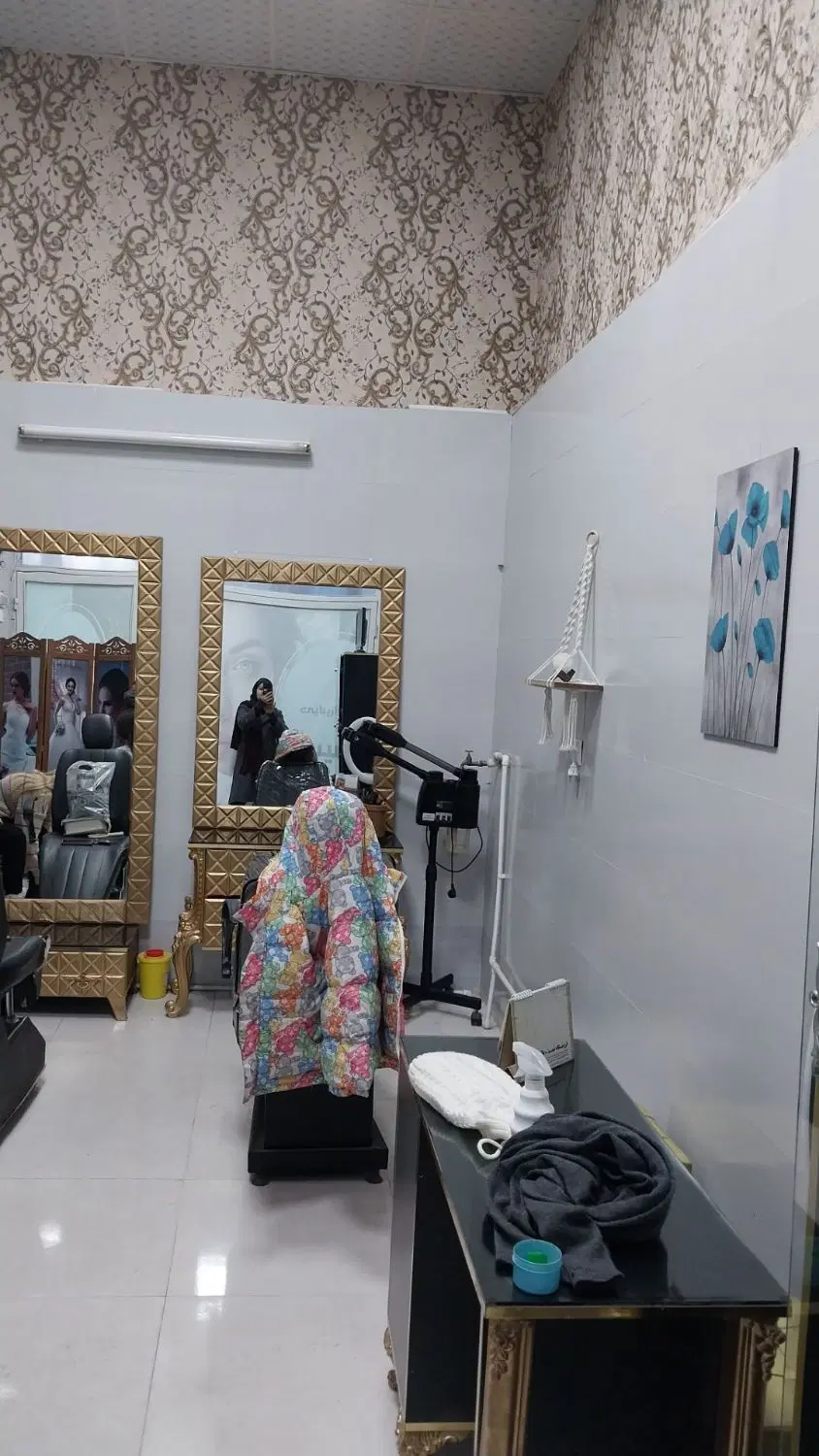 مغازه بر خیابان