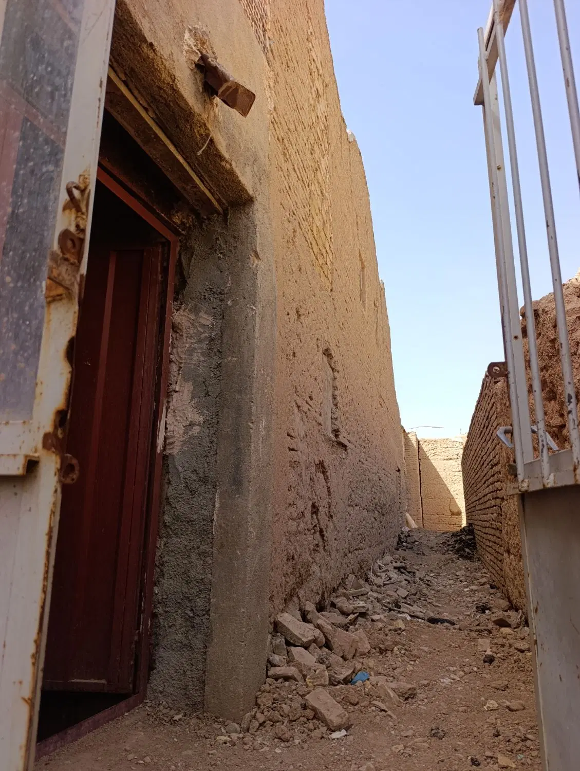خانه کلنگی