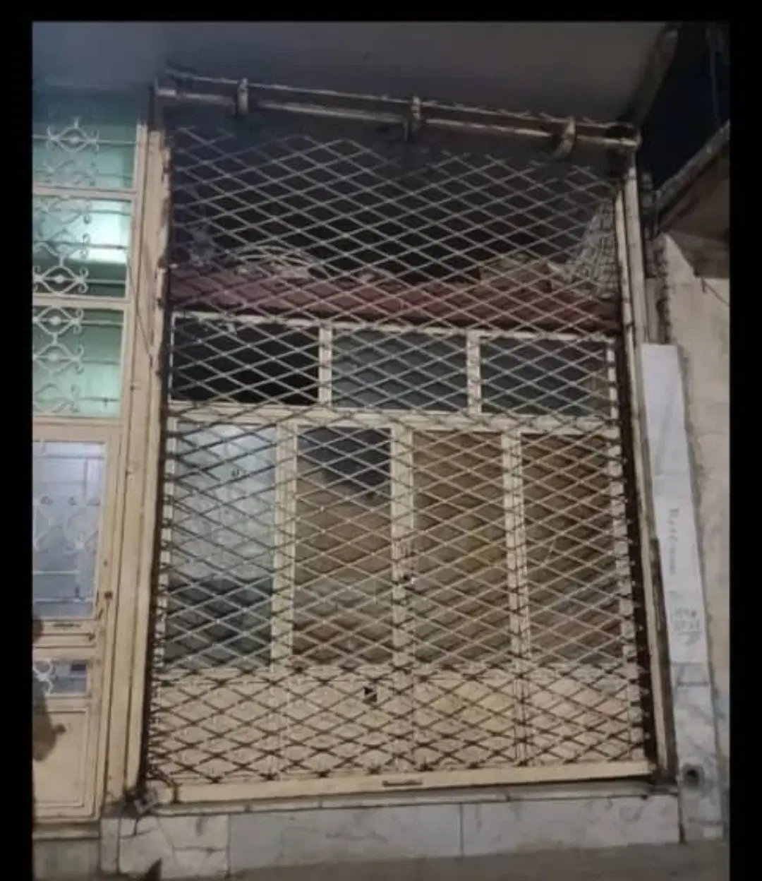 اجاره مغازه خیابان خاتم بغل نمایندگی قدیم