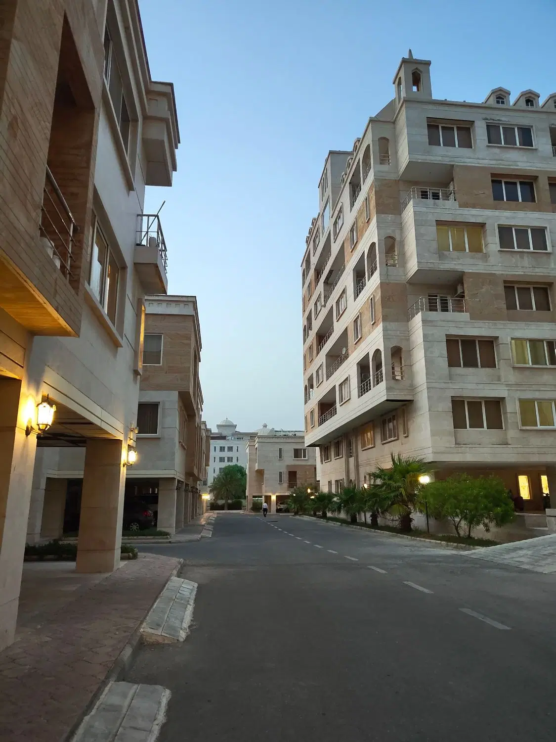 رهن و اجاره دوخواب فاز آ۸۳متر