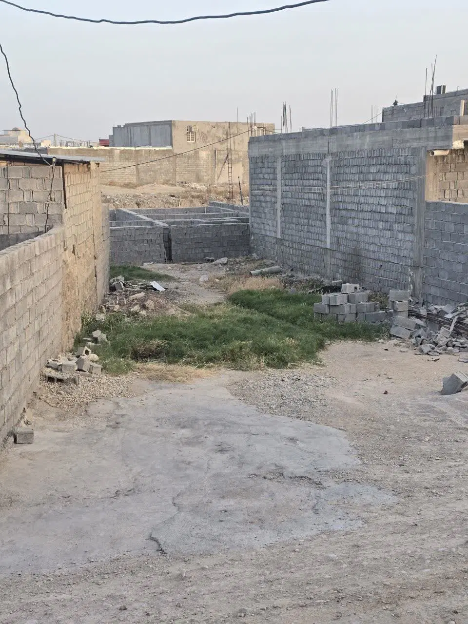 زمین ۱۰۰متری