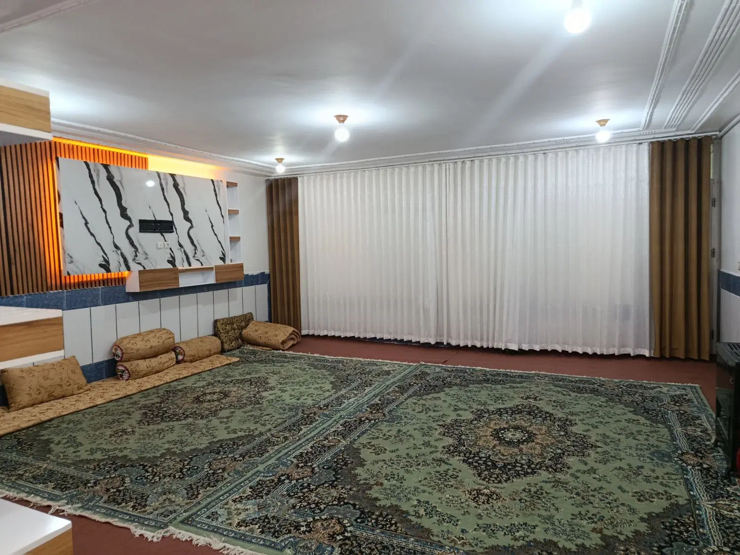 طبقه دوم اجاره داده می شود