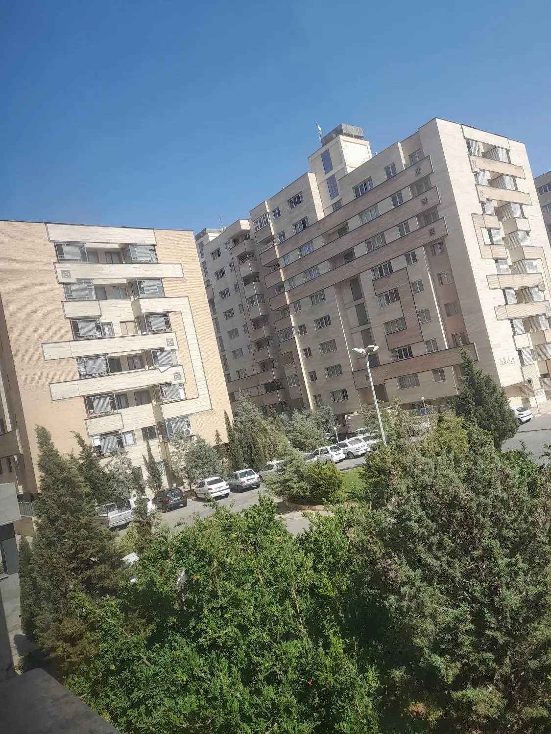 منزل اپارتمانی مجتمع ایثارگران فاز دو