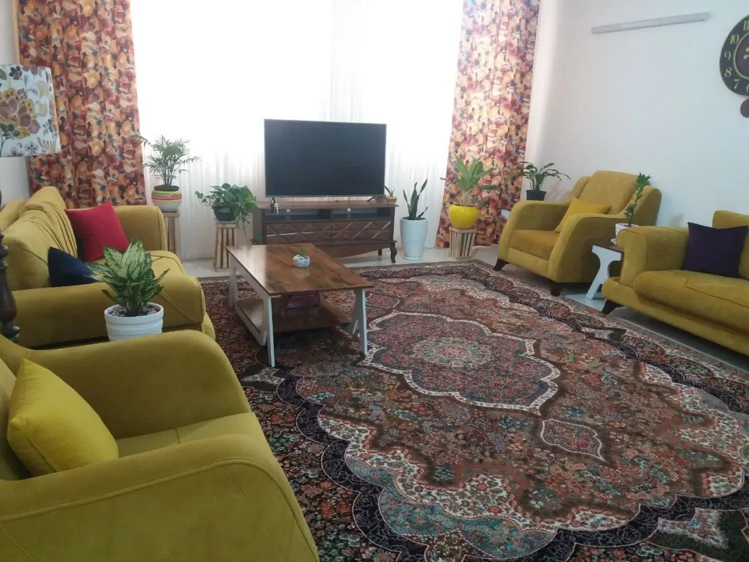 آپارتمان ۸۶ متری ۲ خواب در فاز ۴ _ فول امکانات