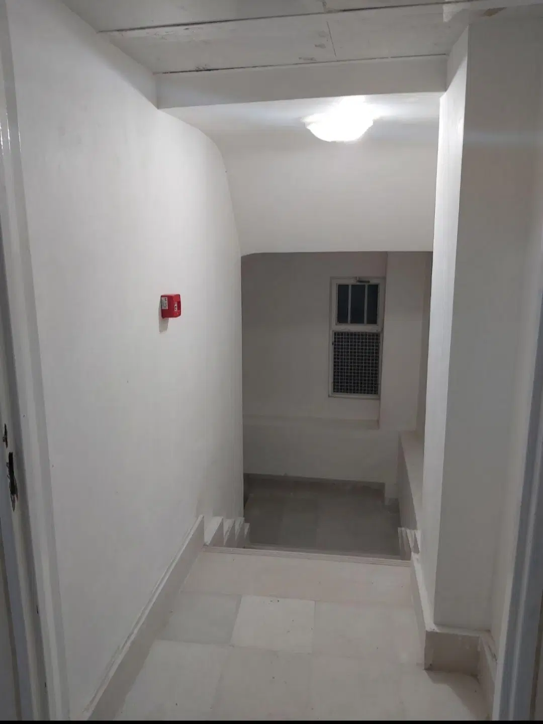مغازه ۵۶ متری طبقه بالا  خیابان مهر شهرک‌ گلستان