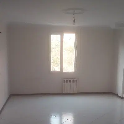 ۶۸ متر دو خواب غرب بلوار پروین