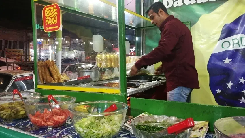 اجاره مغازه ۲۰ متری با وسایل میدان خراسان ساندویچی