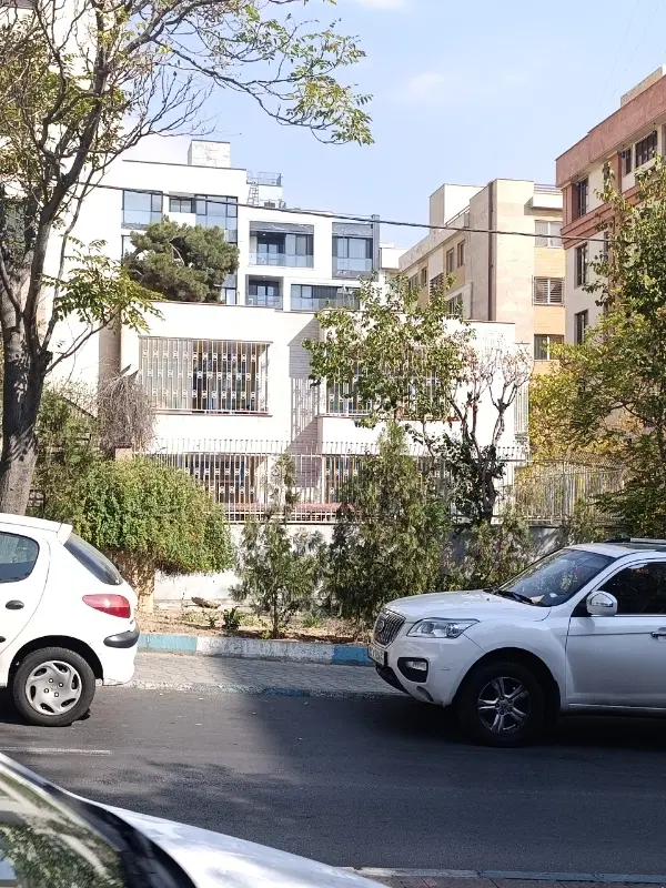 مشارکت در ساخت 350متر پاسداران