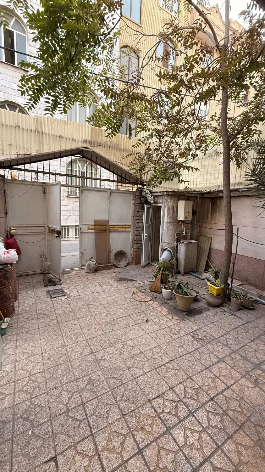 ۱۱۰متر در ۲طبقه و نیم خ سرباز