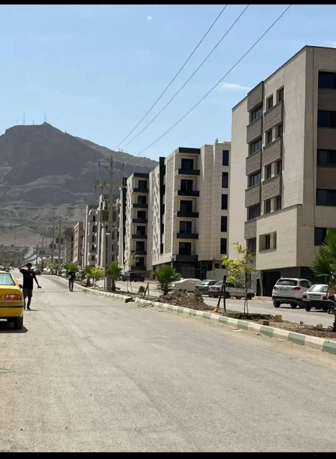 آپارتمان گل نرگس