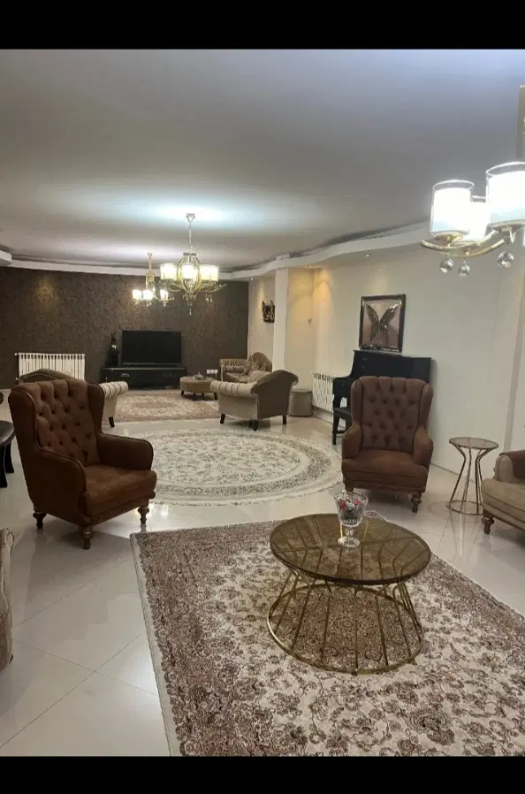 ۱۵۰متر دو خواب میدون اتریش_ پارکینگ  چیتگر دریاچه