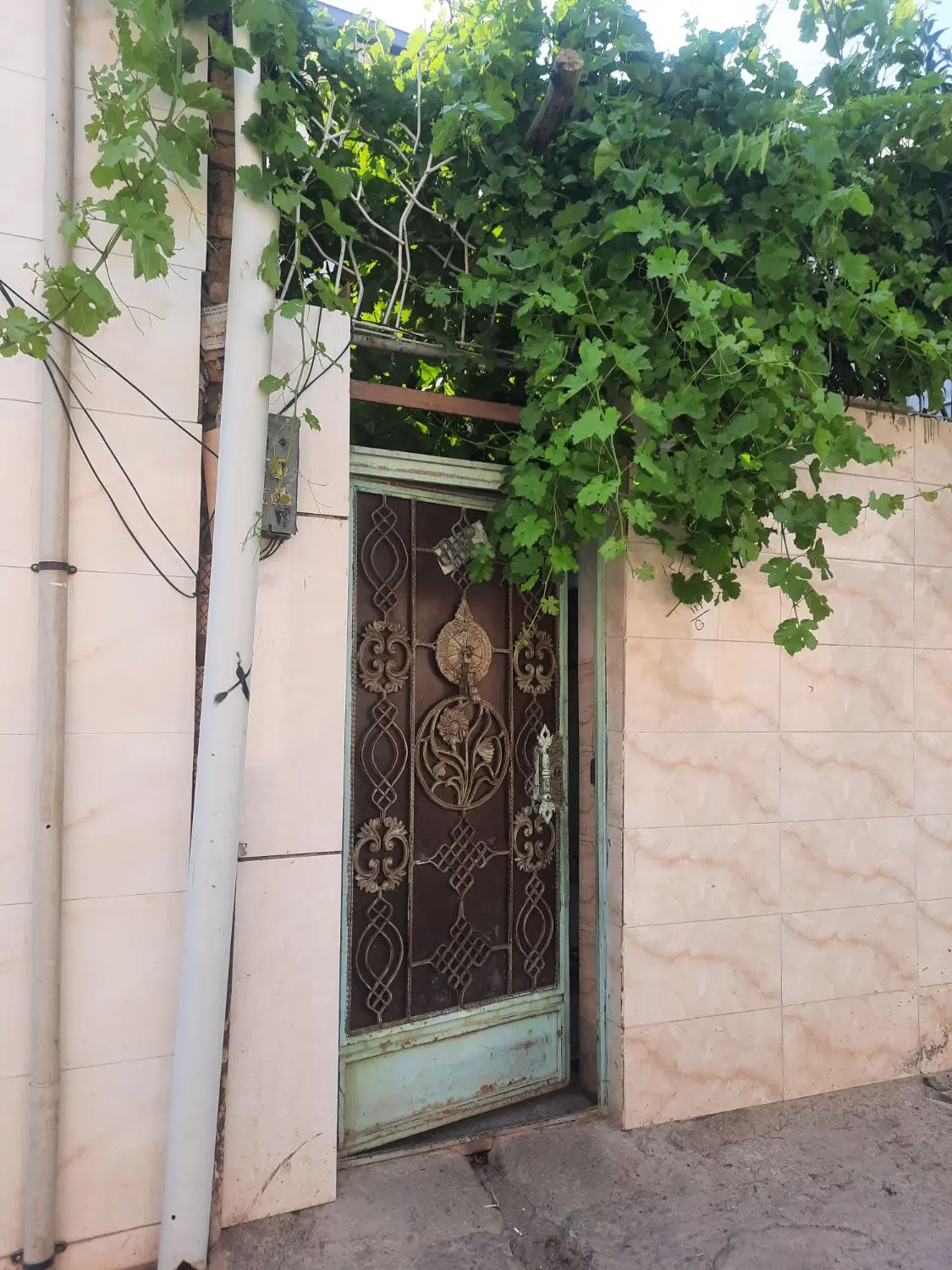 فروش یه خانه دوطبقه