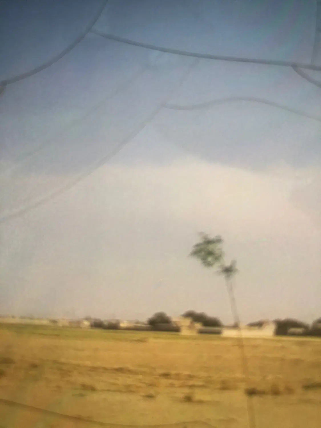 زمین ۹۰ متری