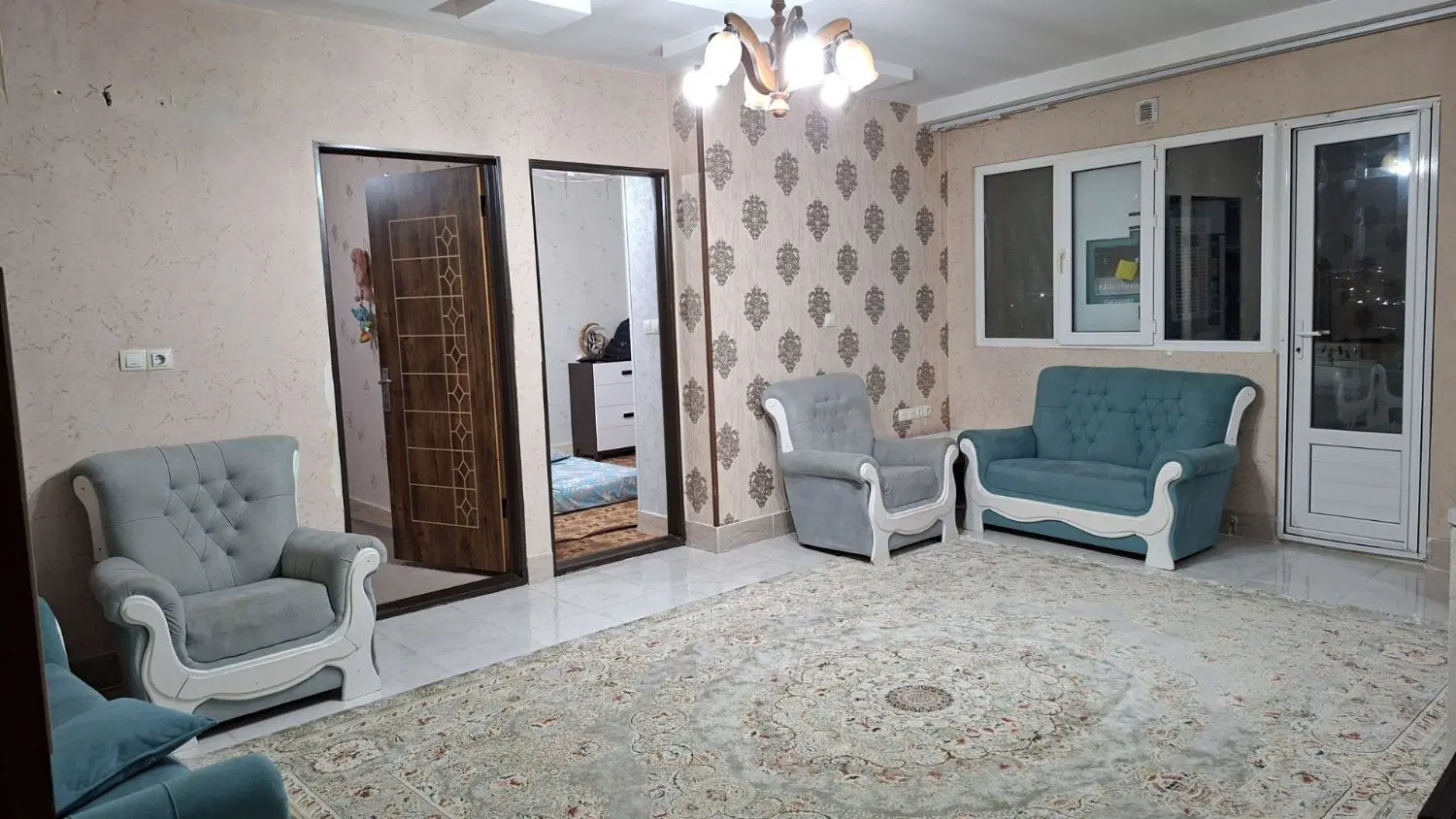 واحد 85متری در مجتمع پژوهش