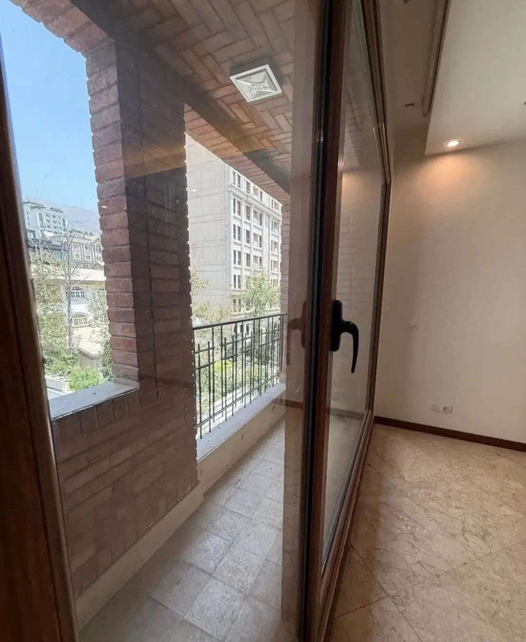 اجاره آپارتمان ۱۴۰ متری در تاپ لوکیشن نیاوران