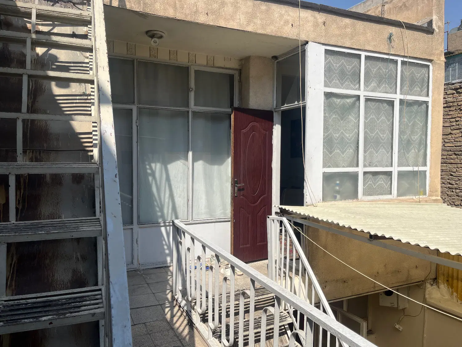 خانه قدیمی ۷۰ متر دوطبقه
