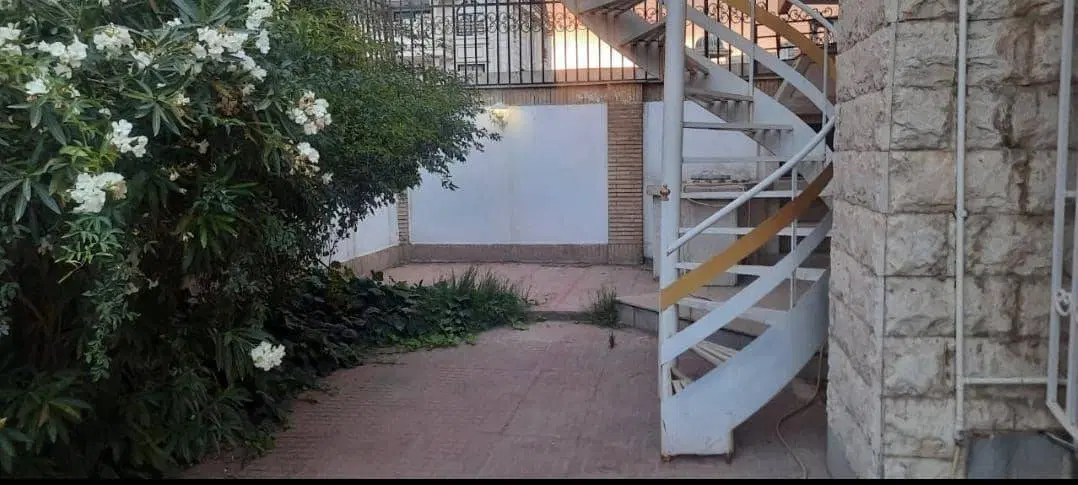 اجاره ویلای  300 متری مستقل  اداری تجاری