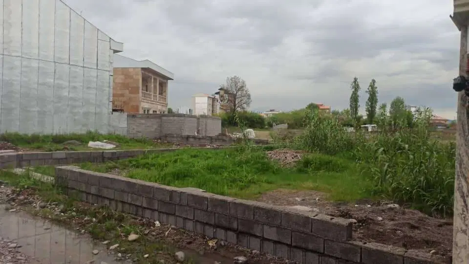 زمین مسکونی