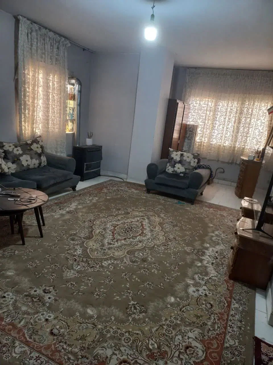 اجاره واحد ۷۵ متری پارکینگ دار در مارلیک