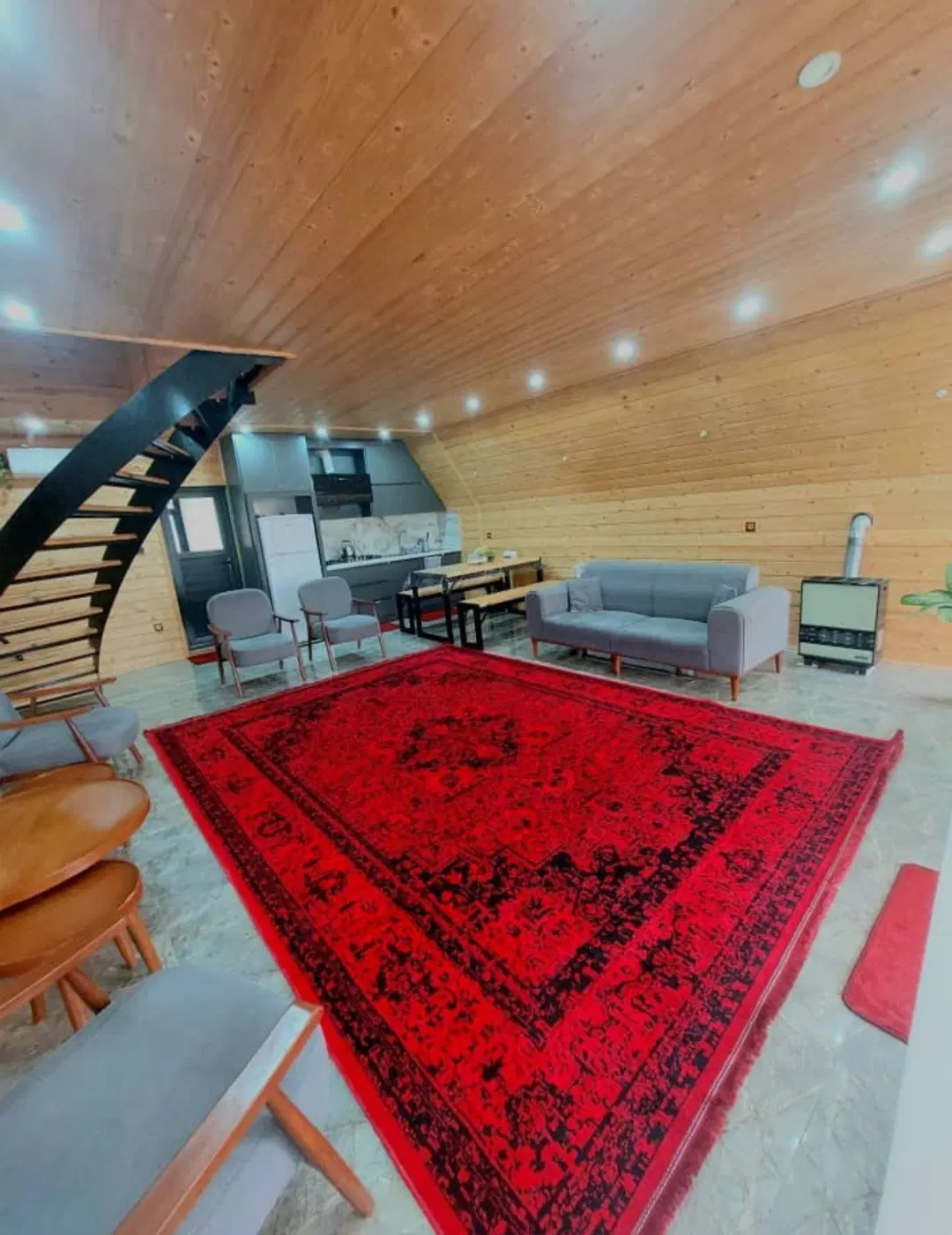 کلبه سویسی ۲ خواب رایکا