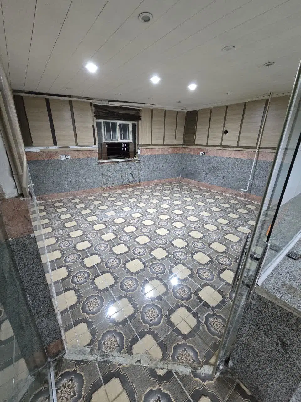اجاره ملک خیابان اصلی