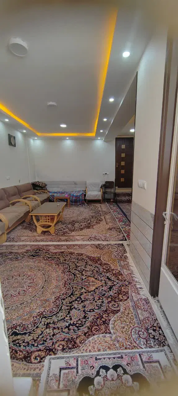 منزل ۹۰متری