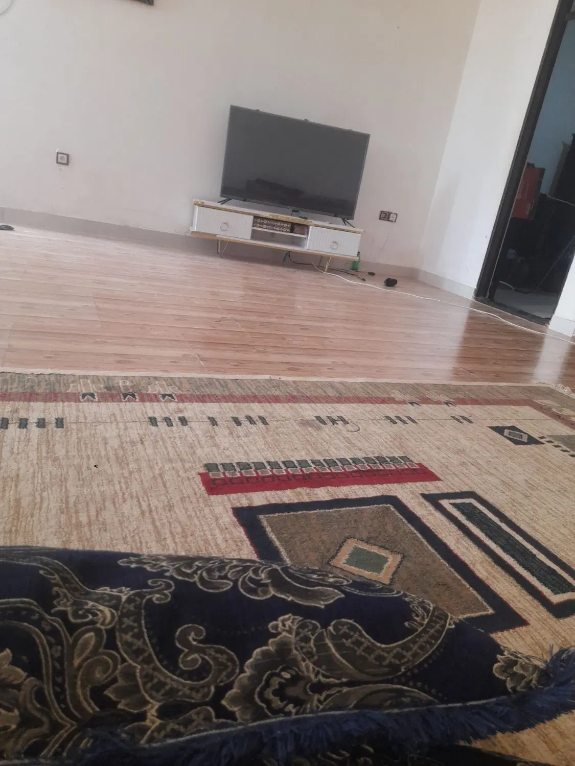 واحد ۱۱۰متری چشمه خانی