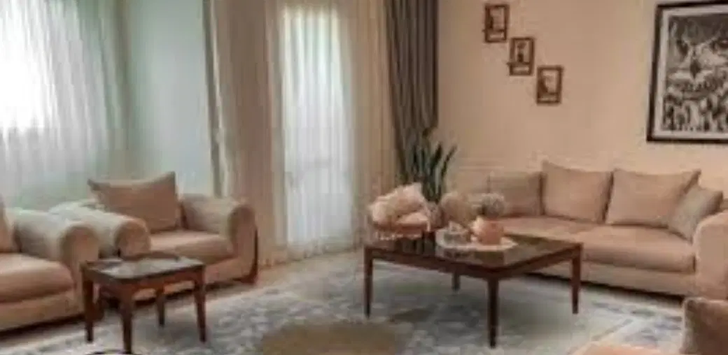 اجاره اپارتمان طبقه دو از سه دروازه استارا